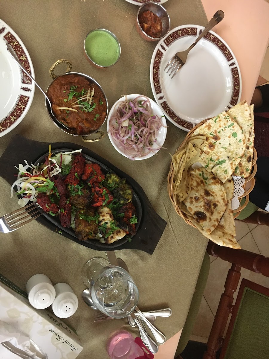 Royal Mughal Restaurant-4